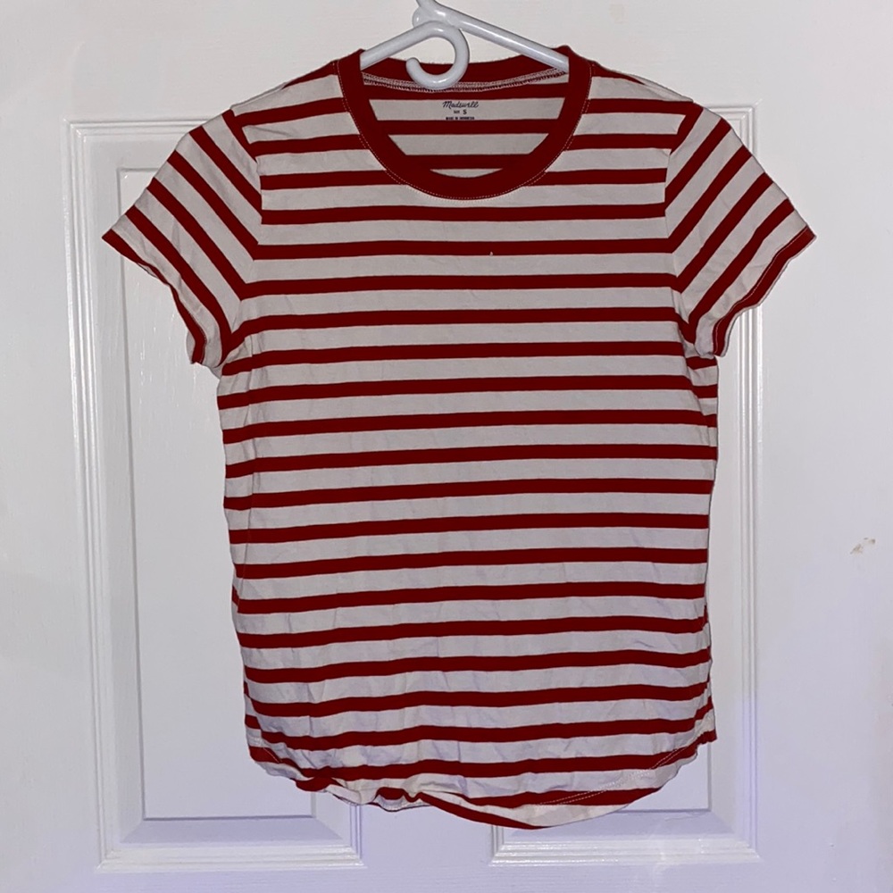 size: small brand: madewell color: red and white